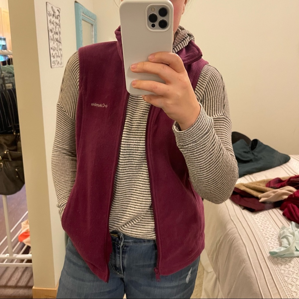 Columbia Zip-Up Vest